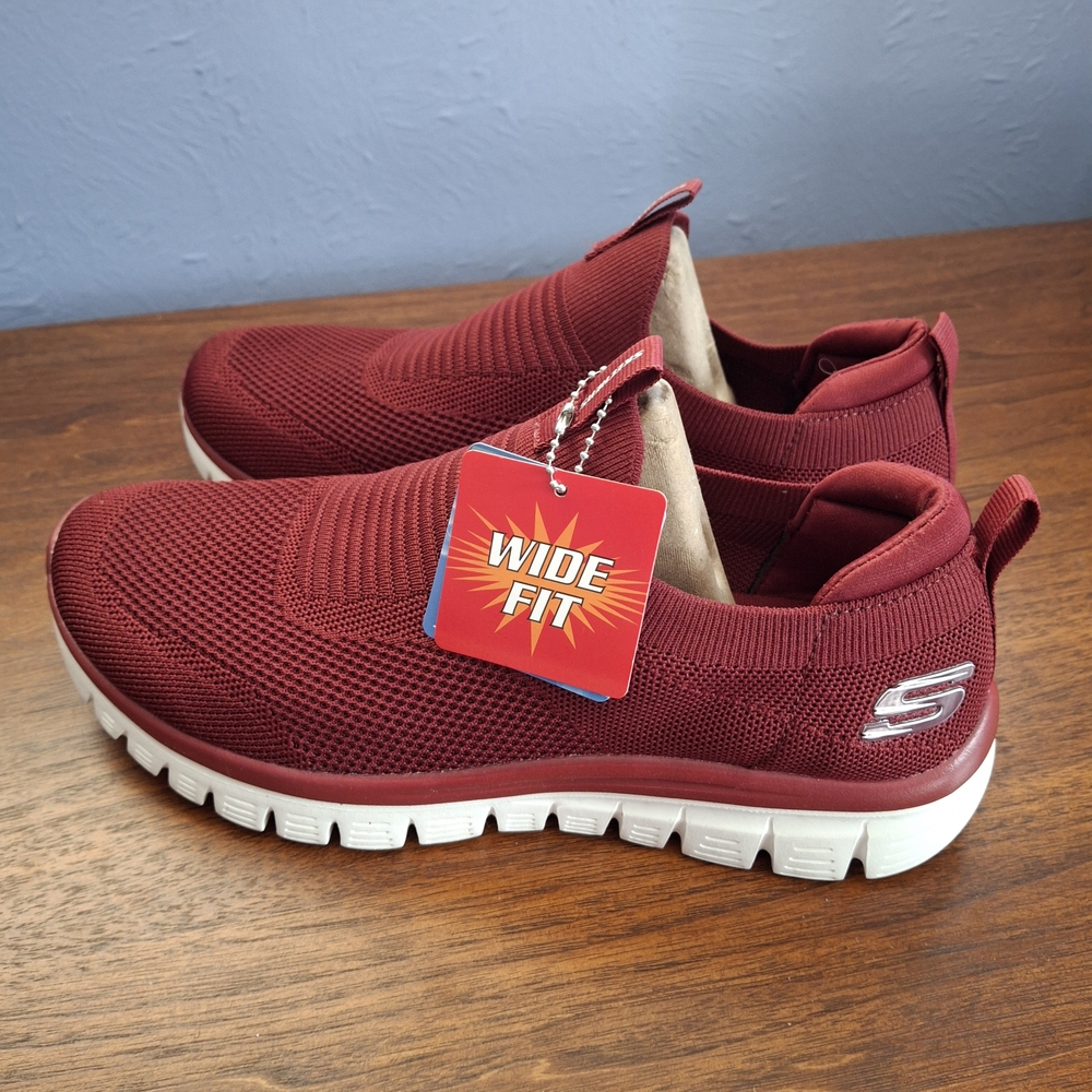 NEW Skechers Wide Fit Maroon Red Stretch Fit Shoes
